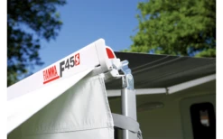 Fiamma F45s 260 Markise Gehäusefarbe Polar White Tuchfarbe Royal Grey 260 Cm -Zeltladen 811754 5283845